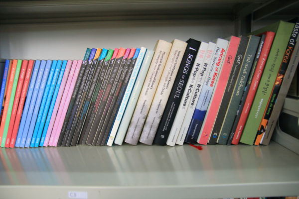 タジキスタン図書館