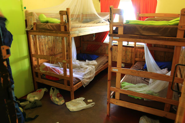shoestrings backpackers